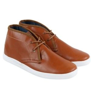 NWOT Ben Sherman Preston Chukka Leather